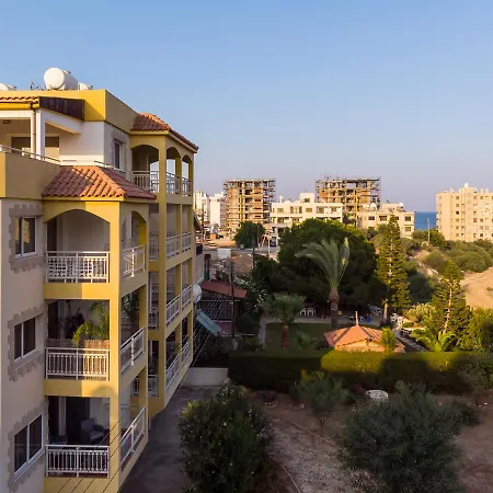 Lazuli Seaview 102 شقة